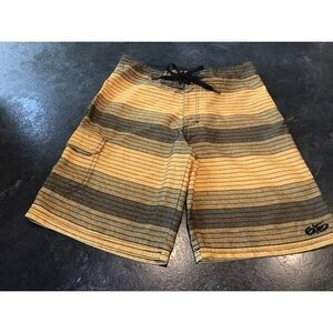Boys Nike 6.0 yellow gray striped swim trunks board shorts size 12
